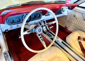 1966 Ford Mustang Cabriolet - 12
