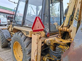 JCB 3CX 4X4 - 12