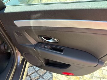 Renault Laguna Kombi 2.0 dCi 110 kW,AUT.KLIMA, - 12
