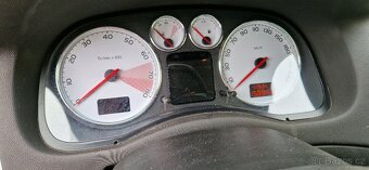 Prodam Peugeot 307 CC 2.0i16V 130Kw 159tis km - 12