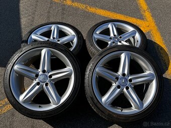 Na prodej Originál kola Mercedes R18 - 12