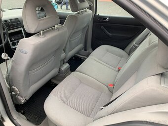 VW BORA 2,0i - HEZKÝ TECHNICKÝ STAV - - 12