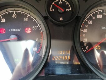 Astra H 1.6 85 kW 2012 - 12