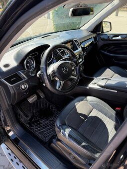 Mercedes Benz ML350 bluetec - 12