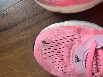 Dámské běžecké boty Adidas Solar Boost - 12