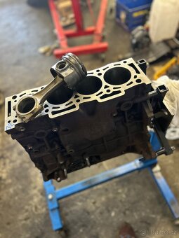 Repasovaný spodek motoru 2.0 bluehdi DW10 / DW12 2.2 - 12
