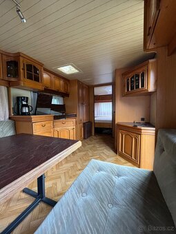 Karavan obytný přívěs xxl Hobby + predstan - 12