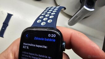 Apple Watch 7 black 45mm - drobná chyba - 12