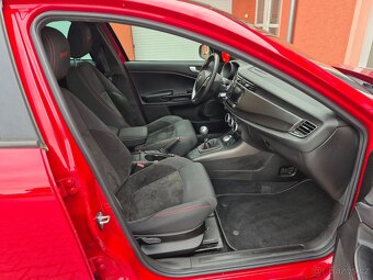 Alfa Romeo Giulietta 1.6 JTD Sprint - 12