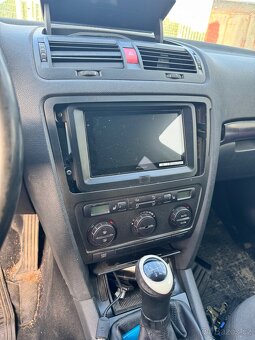 Škoda Octavia 2 combi náhradní díly - 12