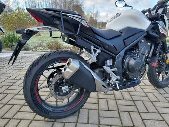 Honda CB 500 Hornet - 12