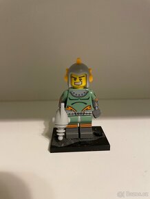 Lego sbírka minifigurek - 12