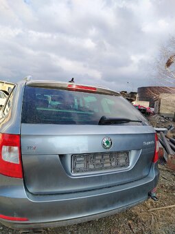Škoda Superb 2 2.0 103kw CFF rv 2011 kombi - 12