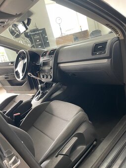 VW Golf V 1.4 TSI Variant DSG - 12