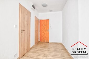 Pronájem družs. bytu o velikosti 2+1+lodžie/55 m2 na ul. Na  - 12