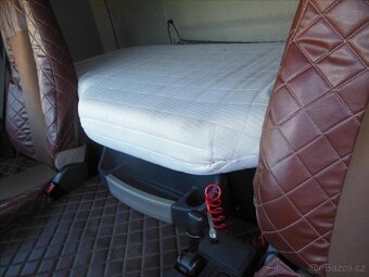 Renault Premium 440.19 DXi - 12