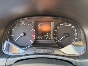 Škoda Fabia 3 1.2tsi combi 74xxxkm TOP STAV nová STK - 12