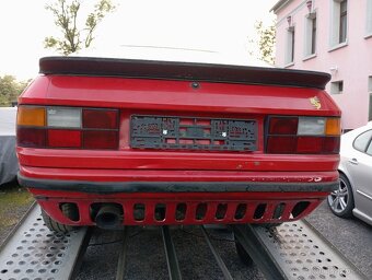 Porsche 924 - 12