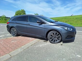 hyundai i40 premium lux - 12