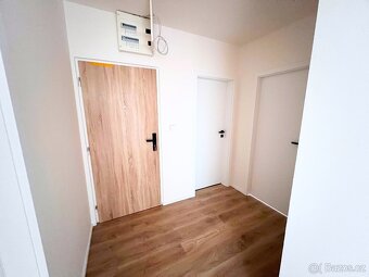 Prodej bytu 3+kk po kompletní rekonstrukci – Libotenice u Ro - 12