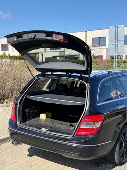 Mercedes-Benz C-Class W204 - 12