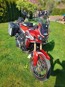 Honda Africa Twin 1000 l 2018 manuál po servisu - 12