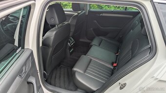 Superb 3 2018 2.0 TDI 7DSG style plus - 12