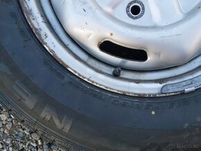 Sada 16" plechových disků 5x160 + C zimní pneu Nexen - 12