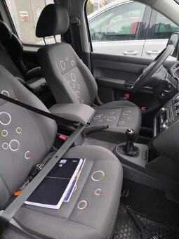 VW Caddy Maxi 1.6 TDI 2011 - 12
