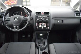 Volkswagen Touran 1,6 TDi 77 kW, 7-míst,NAVI,1.maj., - 12