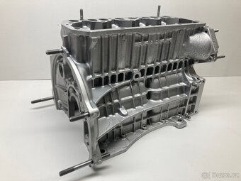 Hlava motoru Felicia - 12