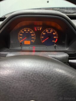 Peugeot 106 - 12