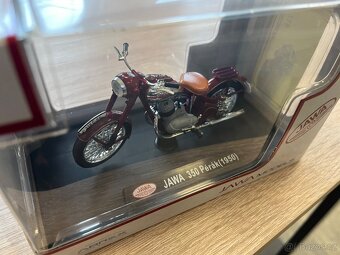 Modely motorek JAVA A ČZ 1:18 - 12