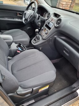 Kia Carens 2.0 crdi - 12