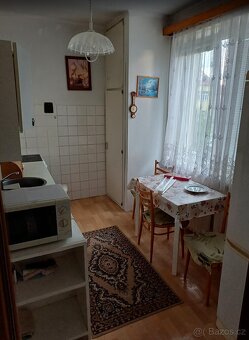Byt 2+1 - 52m2 v osobním vlastnictví - 12