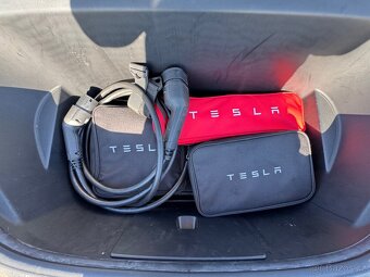 Tesla Model Y Long Range Tažné 29k km SoH 95% - 12