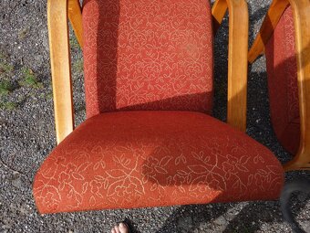 Dvě křesla Koželka a Kropáček , dobrý stav, cena je d - 12
