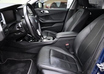 BMW Řada 2 218d NAVI CARPLAY 1M ČR - 12