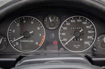 Mazda MX-5 Miata 1,8 benzín - 12
