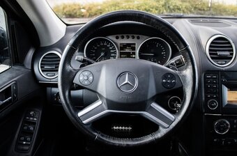 Mercedes-Benz ML 350 CDI 4MATIC, (2011) - 12