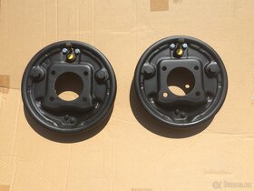 BMW 1502, 1602, 1802 typ E10 - 12