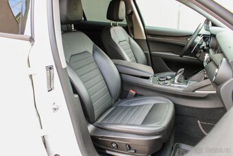 Alfa Romeo Stelvio 2.2 JTD AWD A/T - 12