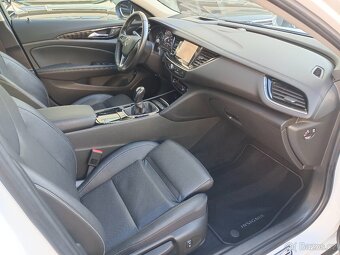 Opel Insignia Sports Tourer 2.0CDTI 125kW HUD Dynamic LED - 12