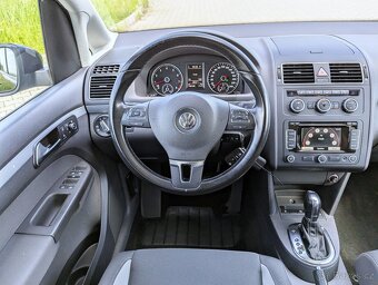 VW Touran 1.4TSi 103kw, DSG, Panorama, 7 míst, 1. Majitel - 12