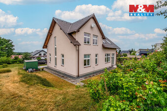 Prodej rodinného domu, 249 m², Dobřejovice, ul. Šípková - 12