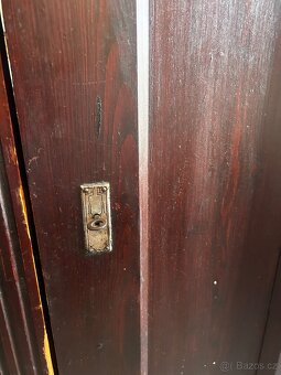 Starožitná šatní skříň přelom 19. a 20. st. - 12