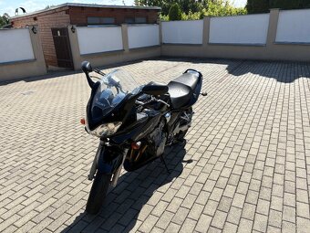 Suzuki Bandit 600 - 12
