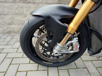 DUCATI STREETFIGHTER V4S - 12