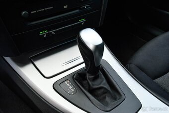 BMW E90 Rad 3 325 i A/T - 12