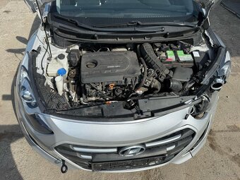 Hyundai i30 1.6CRDi 81kw 2016 pojizdne 188TKM - 12